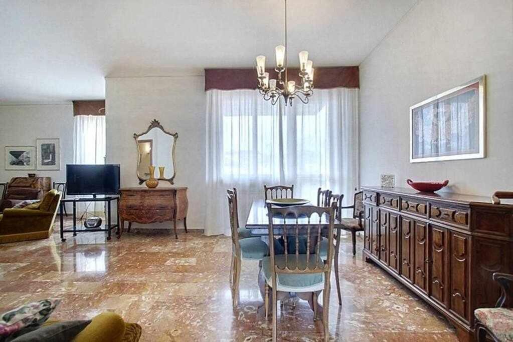 Frati Bigi With Two Bedrooms And Parking Флоренція Екстер'єр фото