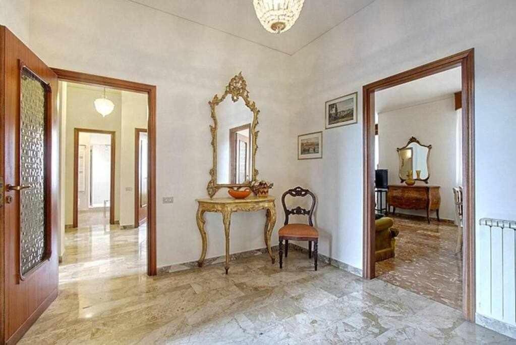 Frati Bigi With Two Bedrooms And Parking Флоренція Екстер'єр фото
