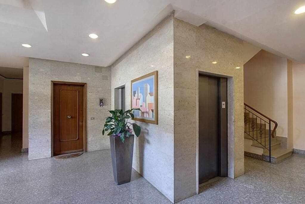 Frati Bigi With Two Bedrooms And Parking Флоренція Екстер'єр фото