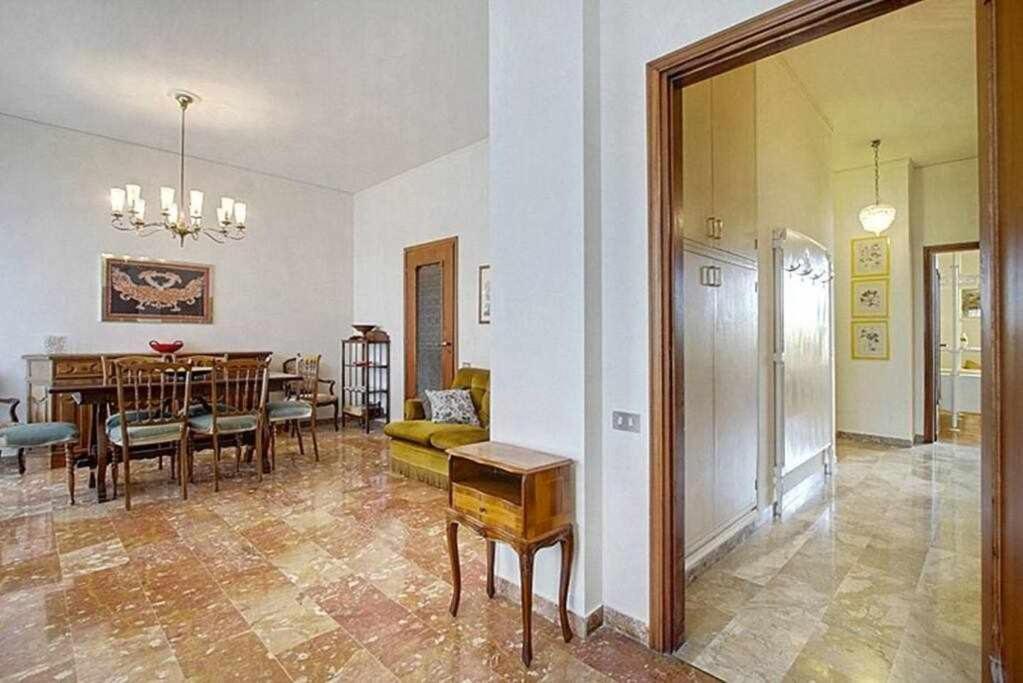 Frati Bigi With Two Bedrooms And Parking Флоренція Екстер'єр фото